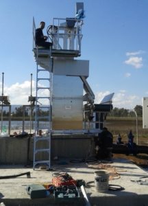 installation d'un dégrilleur vertical dans un poste de relevage equipwater